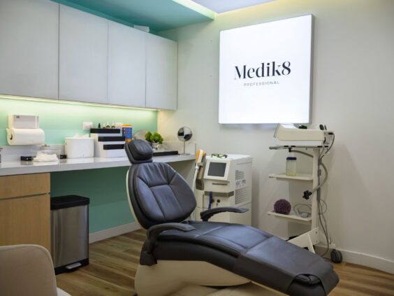 Cabina de tratamiento dermatológico Medik8